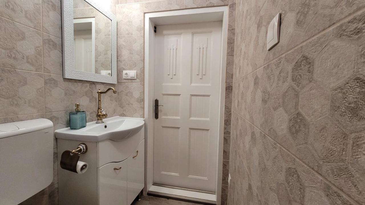 Glamour Apartman Gyula Dış mekan fotoğraf