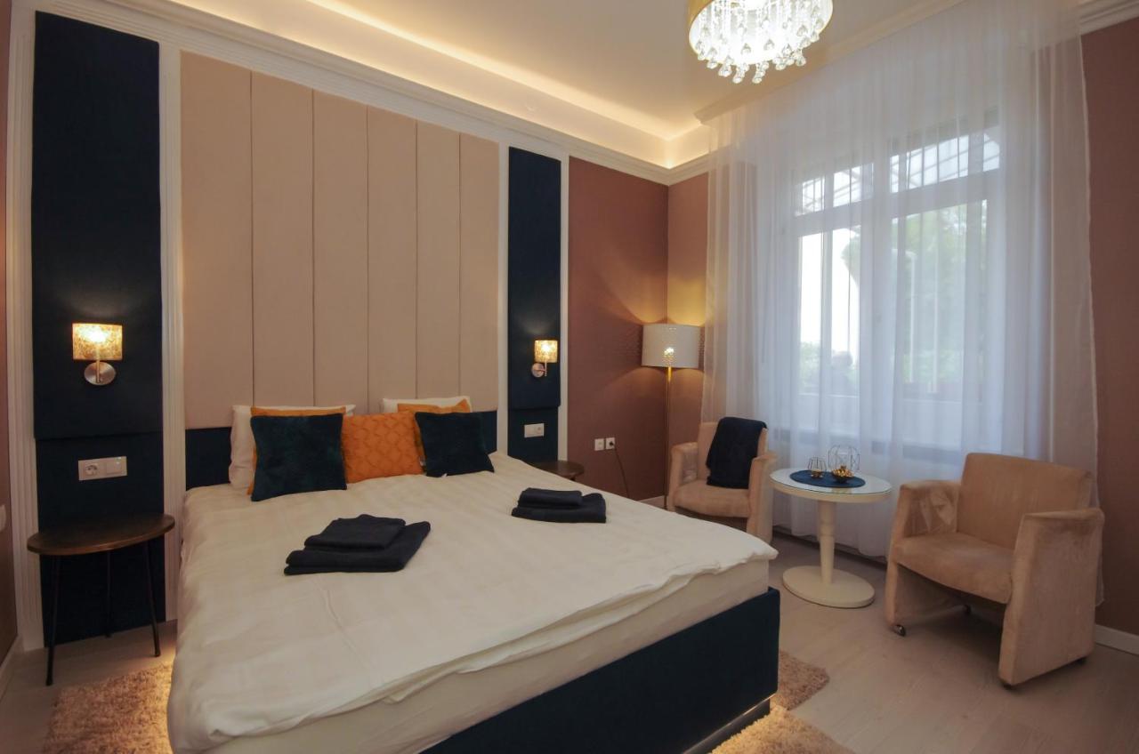 Glamour Apartman Gyula Dış mekan fotoğraf